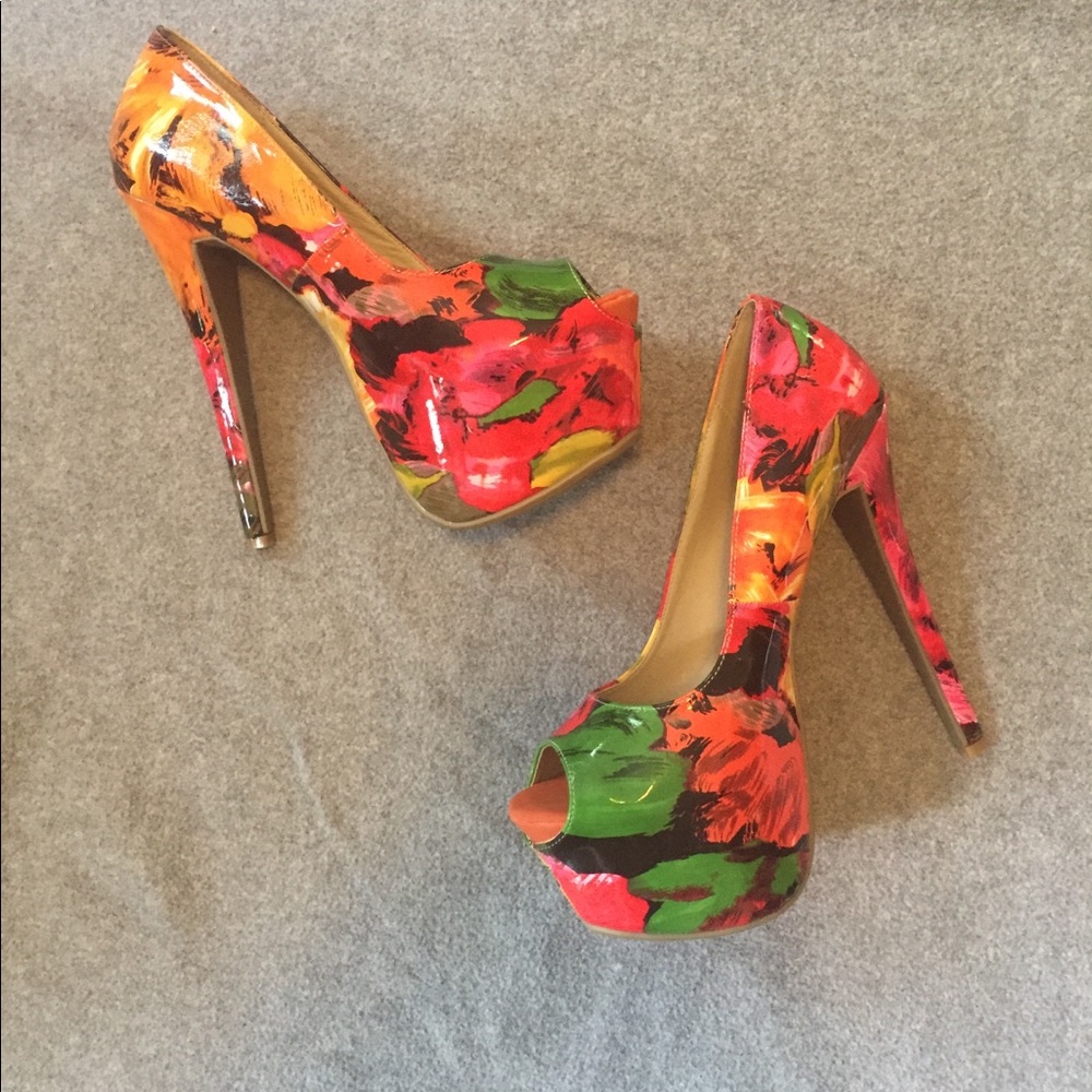 Abstract heels